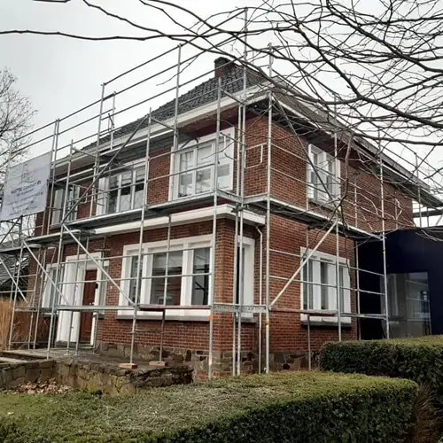 Metselwerken, dakvensters, zink, koper en loodwerken